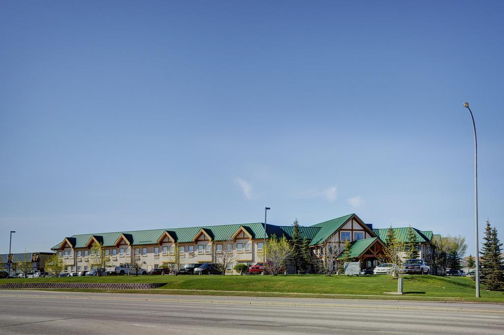 Lakeview Inns & Suites - Okotoks Kültér fotó